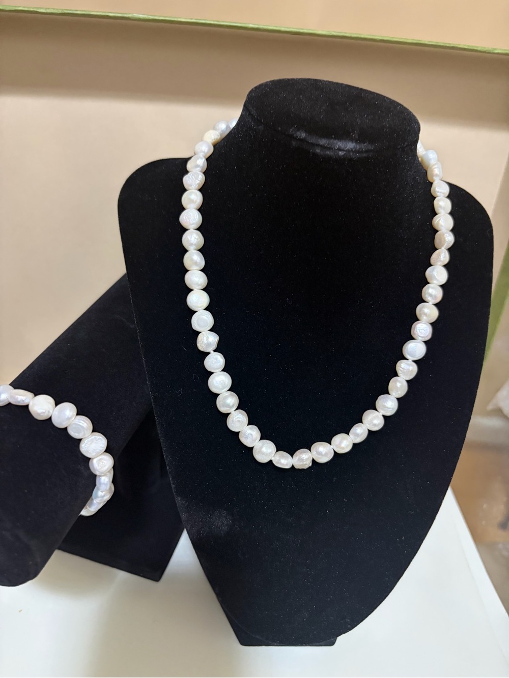 Pearl Bead Necklace and Bracelet Set - White